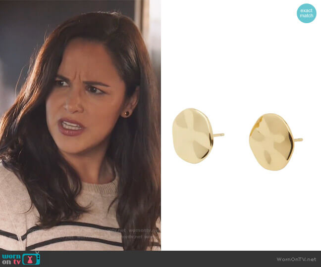 Gorjana Chloe Small Stud Earrings worn by Amy Santiago (Melissa Fumero) on Brooklyn Nine-Nine