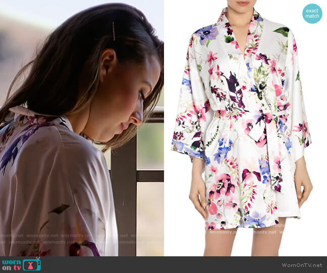 In Bloom And I Love Her Floral Robe worn by Katie Thurston on The Bachelorette