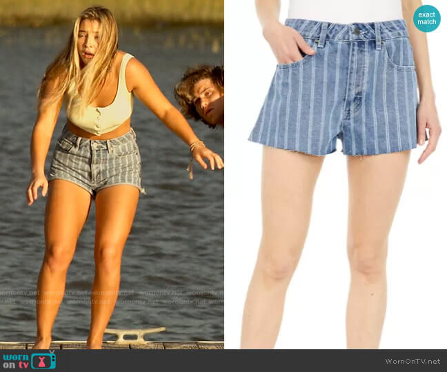RVCA Georgie Short in Stripe worn by Sarah Cameron (Madelyn Cline) on Outer Banks