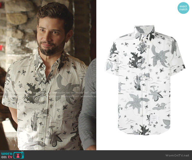 Thom Browne Short Sleeve Hawaiian Shirt worn by Sam Flores (Rafael de la Fuente) on Dynasty