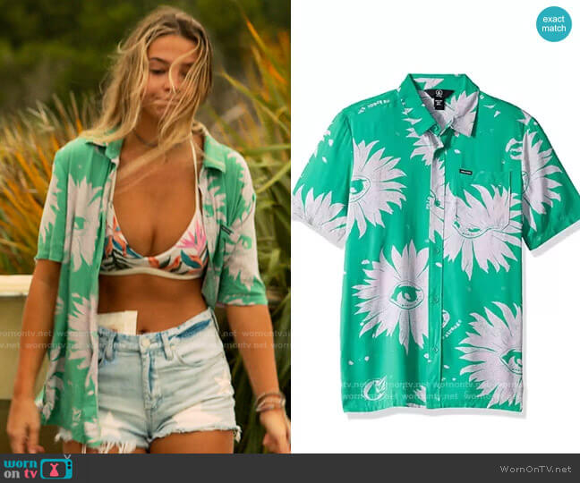Volcom Mag Sketch Shirt in Wintergreen worn by Sarah Cameron (Madelyn Cline) on Outer Banks