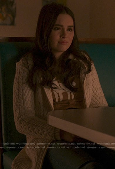 Bella’s cable knit zip cardigan on The Republic of Sarah
