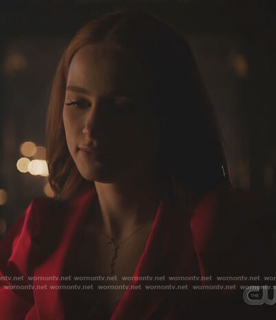 Cheryl’s gold star necklace on Riverdale