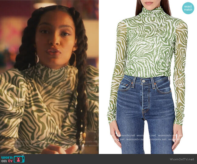 Cinq a Sept Woodblock Zebra Shirred Turtleneck worn by Zoey Johnson (Yara Shahidi) on Grown-ish