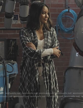 Jenny’s white ruched top and plaid cardigan on Stargirl