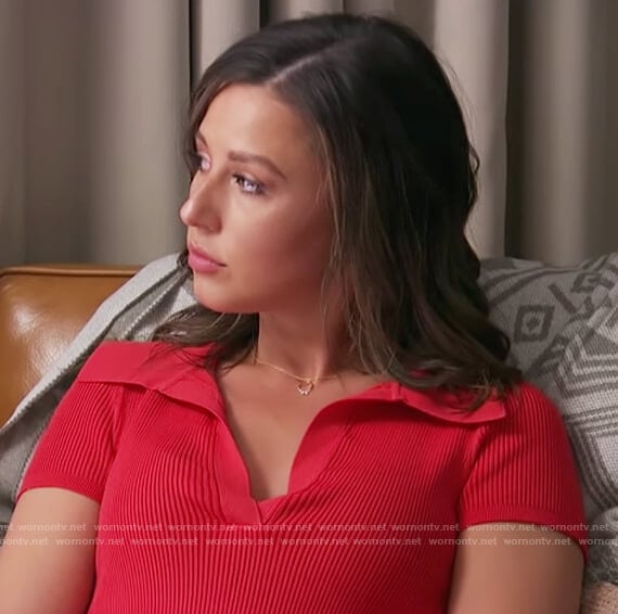 Katie’s red ribbed polo on The Bachelorette