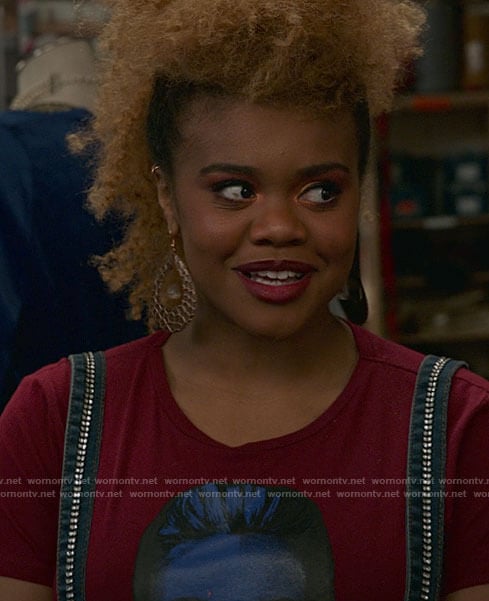 Kourtney’s earrings on High School Musical The Musical The Series