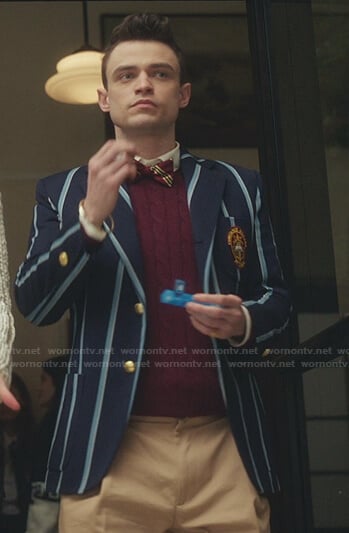 Max’s blue striped blazer on Gossip Girl
