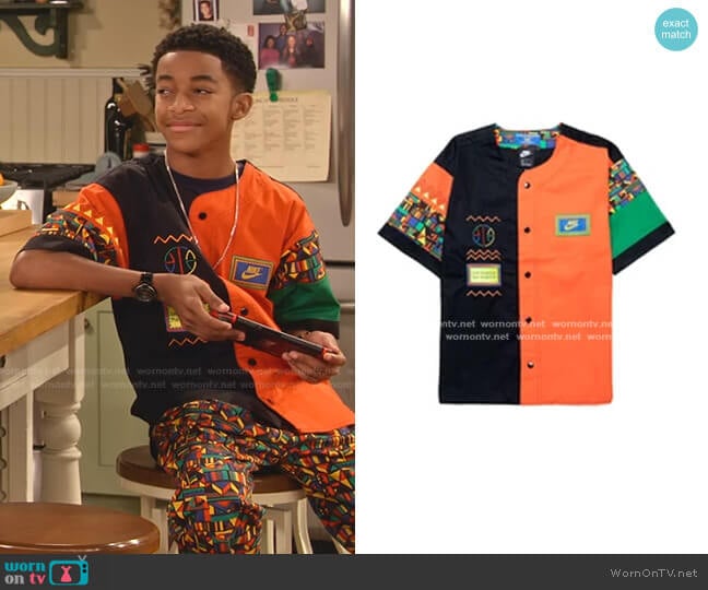 Nike Reissue Short-Sleeve Top worn by Shaka McKellan (Isaiah Russell-Bailey) on Family Reunion
