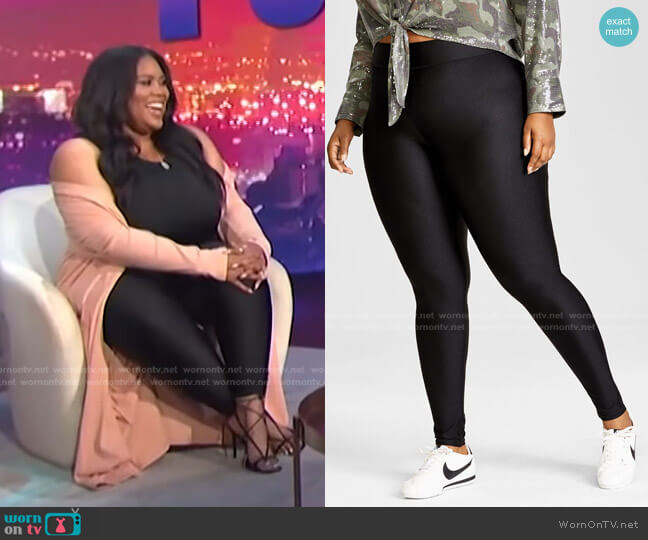 Nina Parker Trendy Plus Size Knit Leggings worn by Nina Parker on E! News