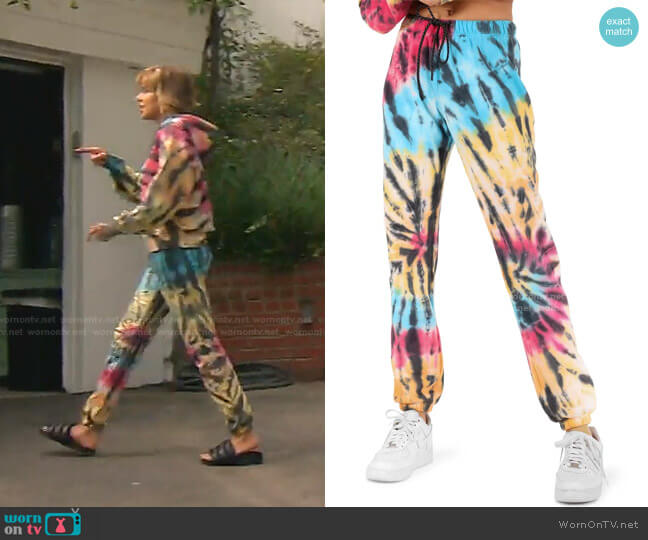 Pam & Gela Tie Dye Print Gym Sweatpants worn by Lisa Rinna on The Real Housewives of Beverly Hills