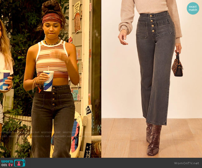 Reformation Eloise Jeans worn by Kiara Carrera (Madison Bailey) on Outer Banks