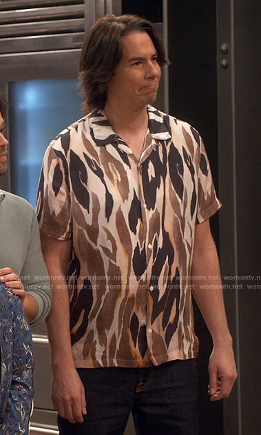 Spencer’s flame print shirt on iCarly