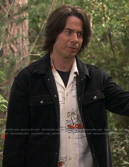 Spencer’s palm print shirt and black corduroy jacket on iCarly