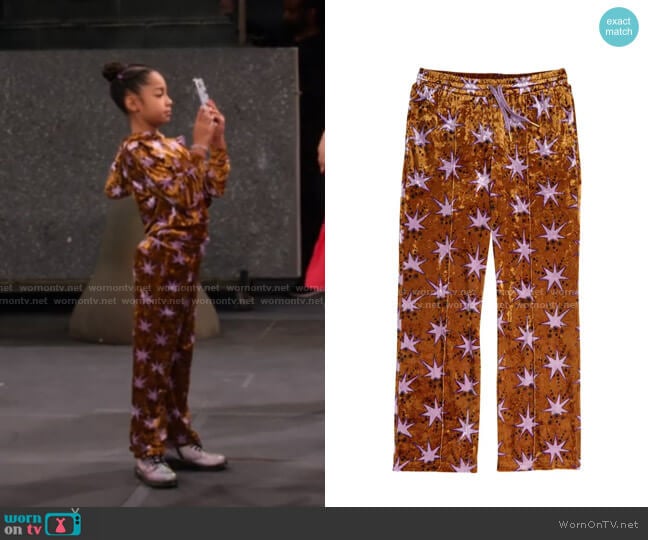 Scotch R'Belle Star Print Velour Pants worn by Ami (Jordyn Raya James) on Family Reunion