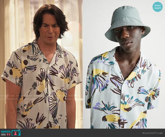 Zara Bird Print Shirt worn by Spencer Shay (Jerry Trainor) on iCarly