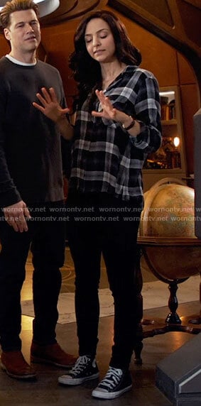 Zari’s black plaid button down shirt on Legends of Tomorrow