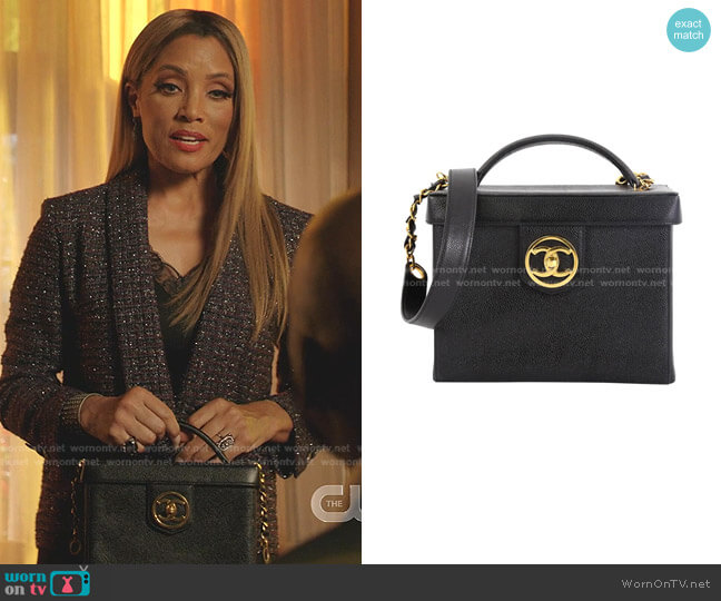 Chanel Vintage Vanity Case Caviar Small worn by Dominique Deveraux (Michael Michele) on Dynasty