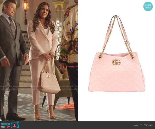 Gucci Matelasse GG Marmont Shoulder Tote Bag worn by Cristal Jennings (Daniella Alonso) on Dynasty