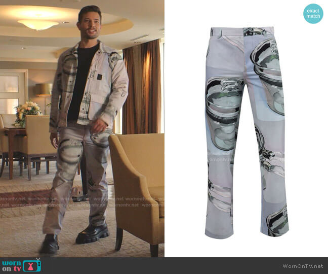 Rochambeau x Nick Farhi Relaxed Fit Pyrex Print Pant worn by Sam Flores (Rafael de la Fuente) on Dynasty