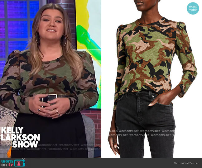 Veronica Beard Jeans Porter Camo Baseball Tee worn by Kelly Clarkson on The Kelly Clarkson Show
