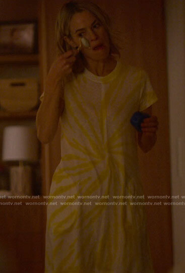 Alice’s yellow tie dye dress on The L Word Generation Q