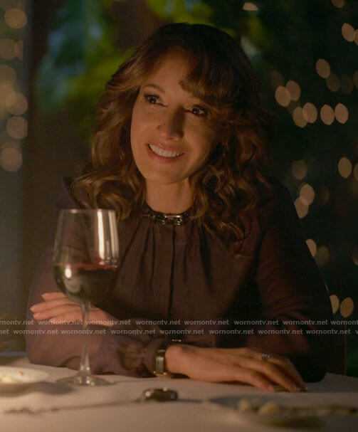 Bette’s buckled neck blouse on The L Word Generation Q
