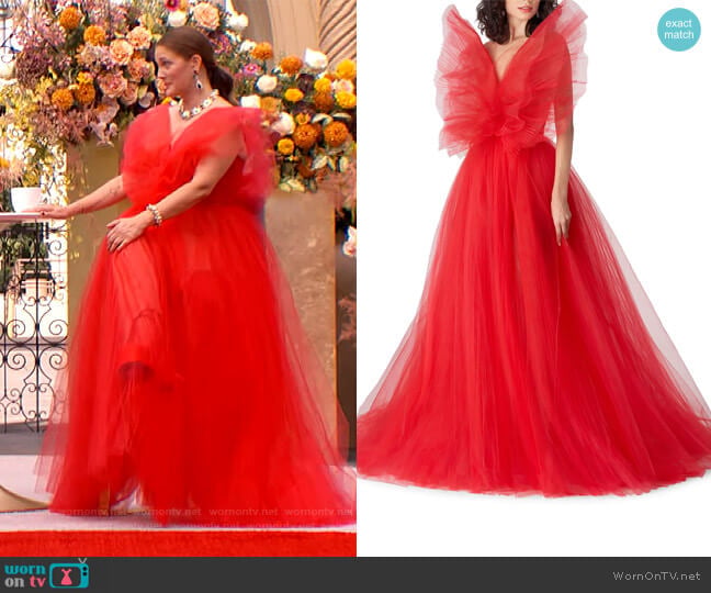 Carolina Herrera Oversize Bow Strapless Tulle Ballgown worn by Drew Barrymore on The Drew Barrymore Show