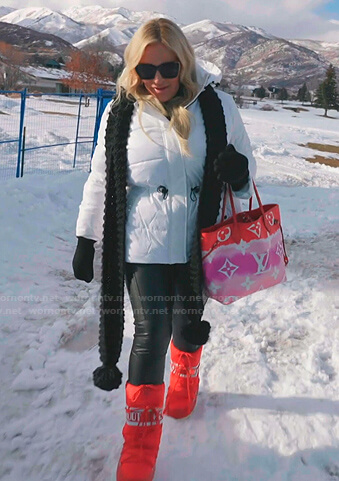 Heather’s red snow boots and tie dye tote bag on The Real Housewives of Salt Lake City