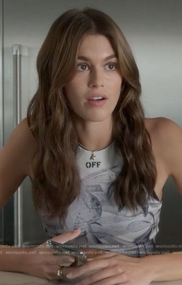 Kendall’s printed sports bra on American Horror Story