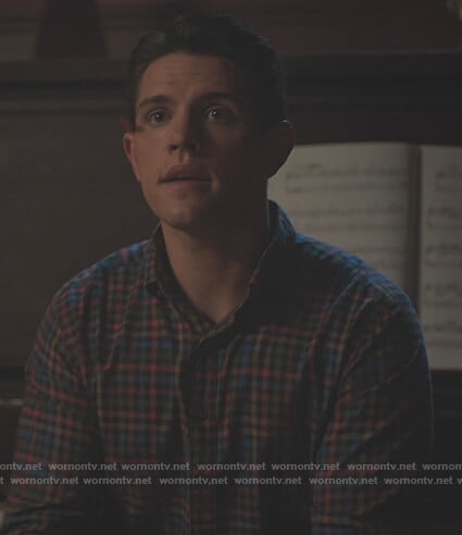 Keven’s multicolored check shirt on Riverdale