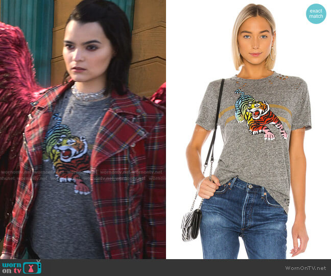 Lauren Moshi Capri Tee worn by Aurora Decker-Morningstar (Brianna Hildebrand) on Lucifer