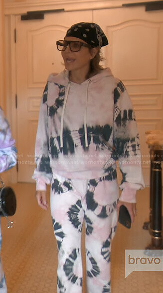 Lisa’s tie dye hoodie and sweatpants on The Real Housewives of Beverly Hills