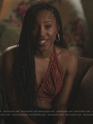 Melody’s lace scalloped trim bra on Riverdale