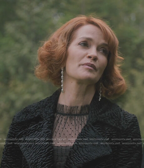 Penelope’s black trench coat on Riverdale