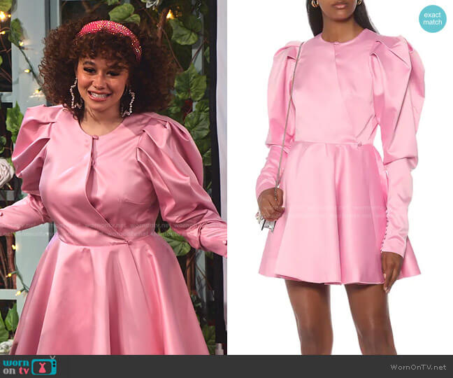 Rotate Pauline Satin Minidress worn by Jade (Talia Jackson) on Family Reunion