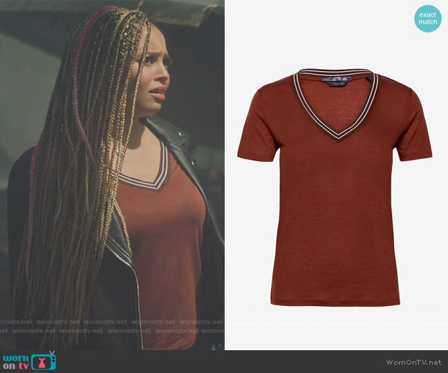 Scotch & Soda V-neck tee with striped rib detail worn by Toni Topaz (Vanessa Morgan) on Riverdale