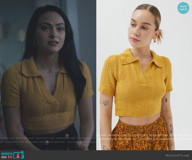 Urban Outfitters Andrea Cropped Sweater worn by Veronica Lodge (Camila Mendes) on Riverdale