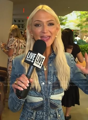 Zanna Roberts Rassi’s butterfly patch denim shirtdress on E! News Daily Pop