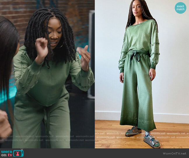 Anthropologie Corrie Wide-Leg Lounge Set worn by Naomi (Brandy Norwood) on Queens