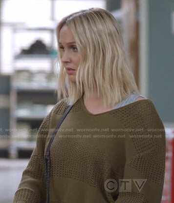 Jo’s green textured v-neck knit sweater on Greys Anatomy