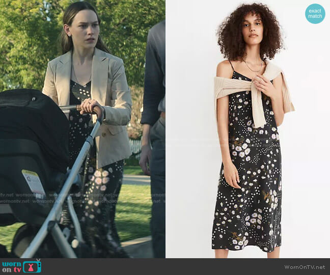 Madewell Silk Eva Slip Dress in Polka Daisies worn by Love Quinn (Victoria Pedretti) on You