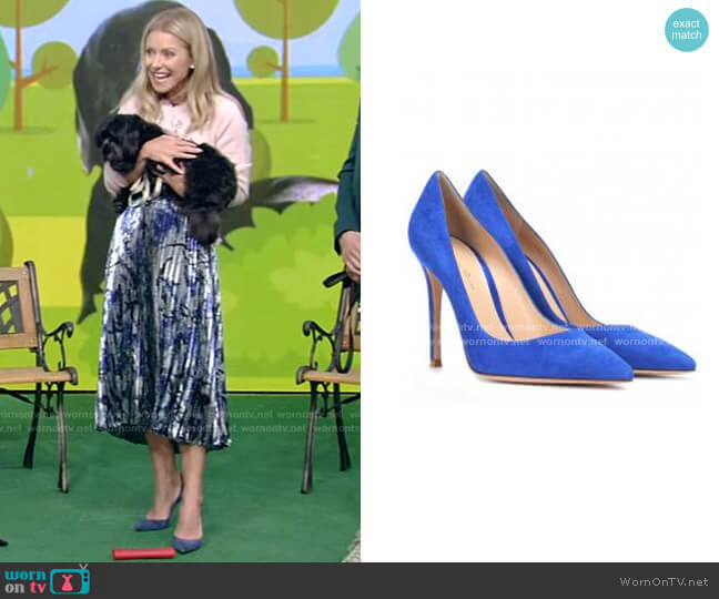 by Gianvito Rossi Suede Pumps worn by Kelly Ripa on Live with Kelly and Mark
