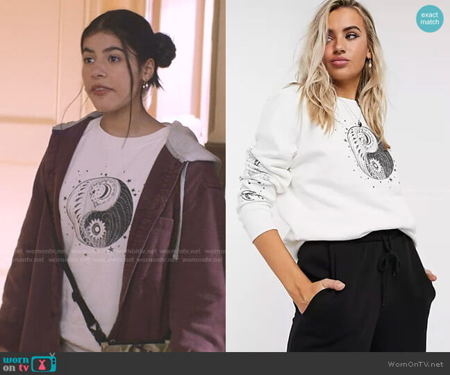 Topshop Moon Sweatshirt worn by Dawn Schafer (Kyndra Sanchez) on The Baby-Sitters Club