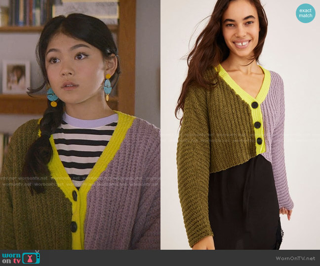 Urban Outfitters Ashlyn Batwing Cropped Cardigan worn by Claudia Kishi (Momona Tamada) on The Baby-Sitters Club