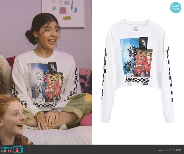 Vans Search Party Cropped Long Sleeve T-shirt worn by Dawn Schafer (Kyndra Sanchez) on The Baby-Sitters Club