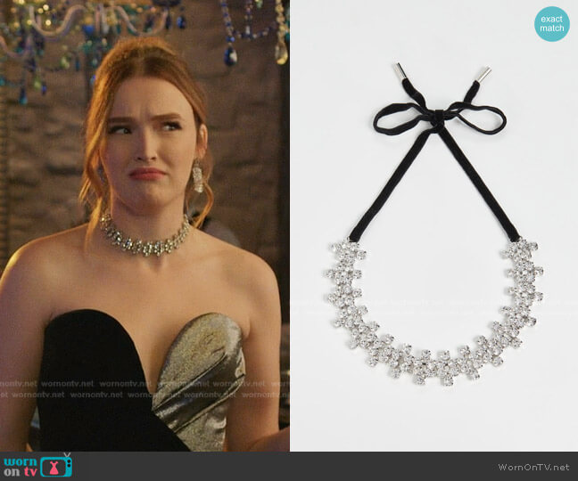 Area Crystal Choker Necklace worn by Kirby Anders (Maddison Brown) on Dynasty