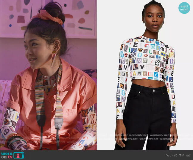 Topshop Alphabet Print Top worn by Claudia Kishi (Momona Tamada) on The Baby-Sitters Club