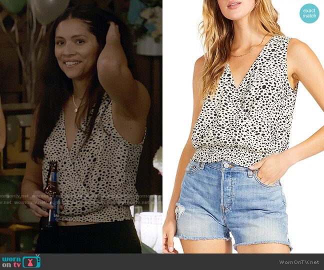BB Dakota by Steve Madden I Know A Spot Top worn by Stella Kidd (Miranda Rae Mayo) on Chicago Fire