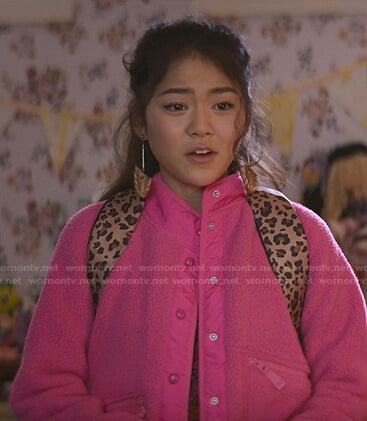 Claudia’s pink fleece jacket on The Baby-Sitters Club